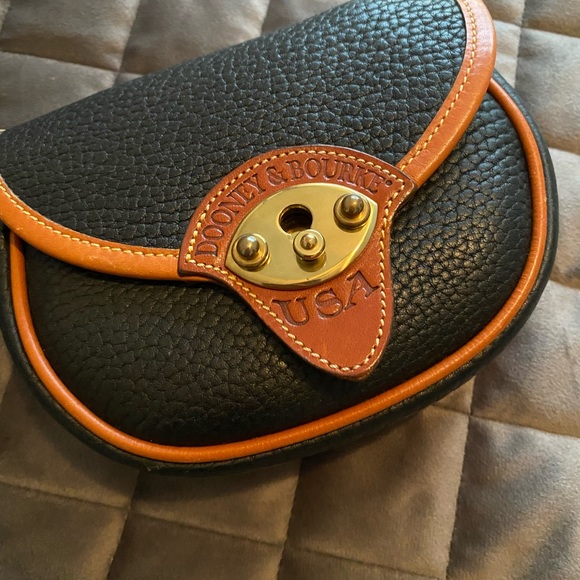 Vintage Dooney & Bourke - Picture 3 of 12